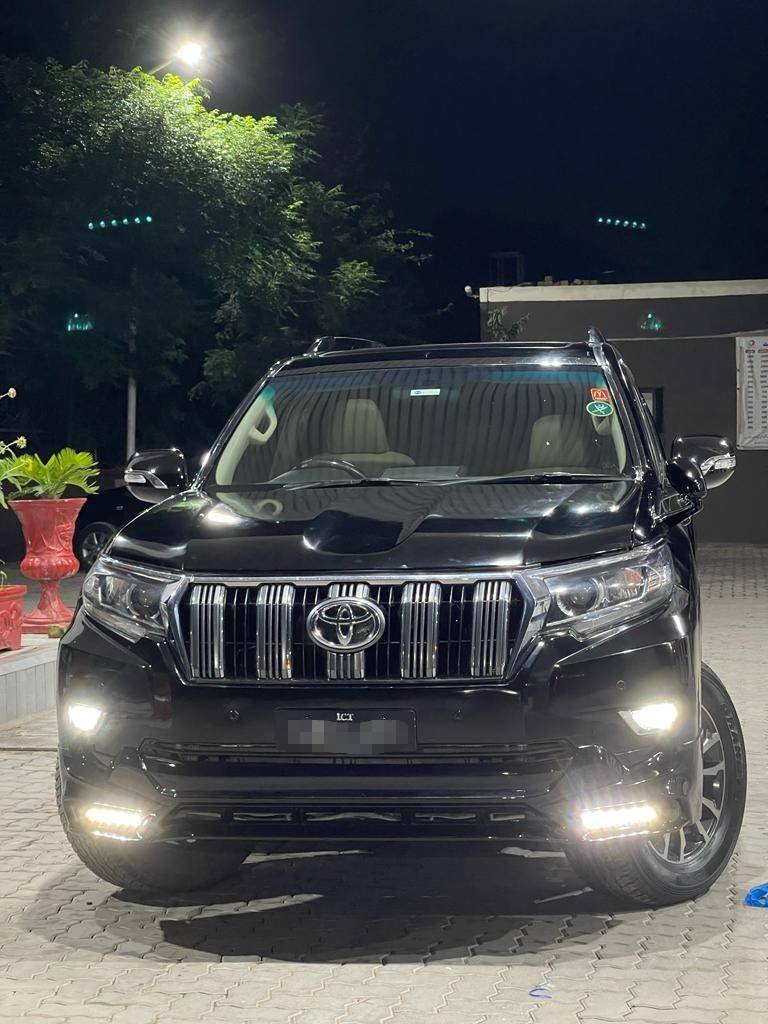 rent a car in islamabad -prado car rental