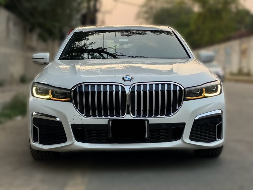 BMW 7 Series For Rent – Safari Rent a Car